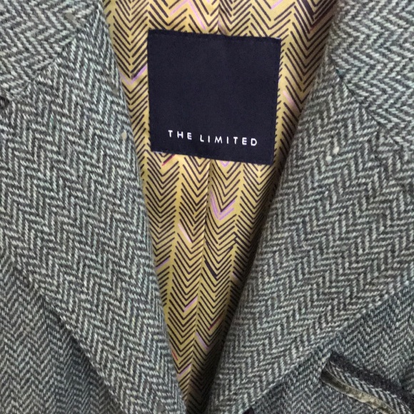 Blazer - Picture 2 of 2